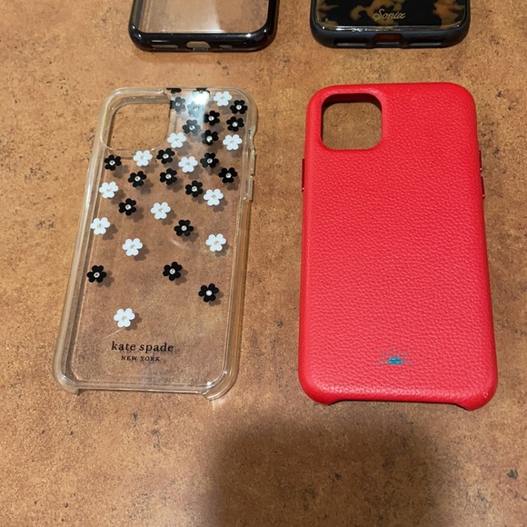 LOT of 6 iPhone 11 Pro phone cases - Picture 4 of 6